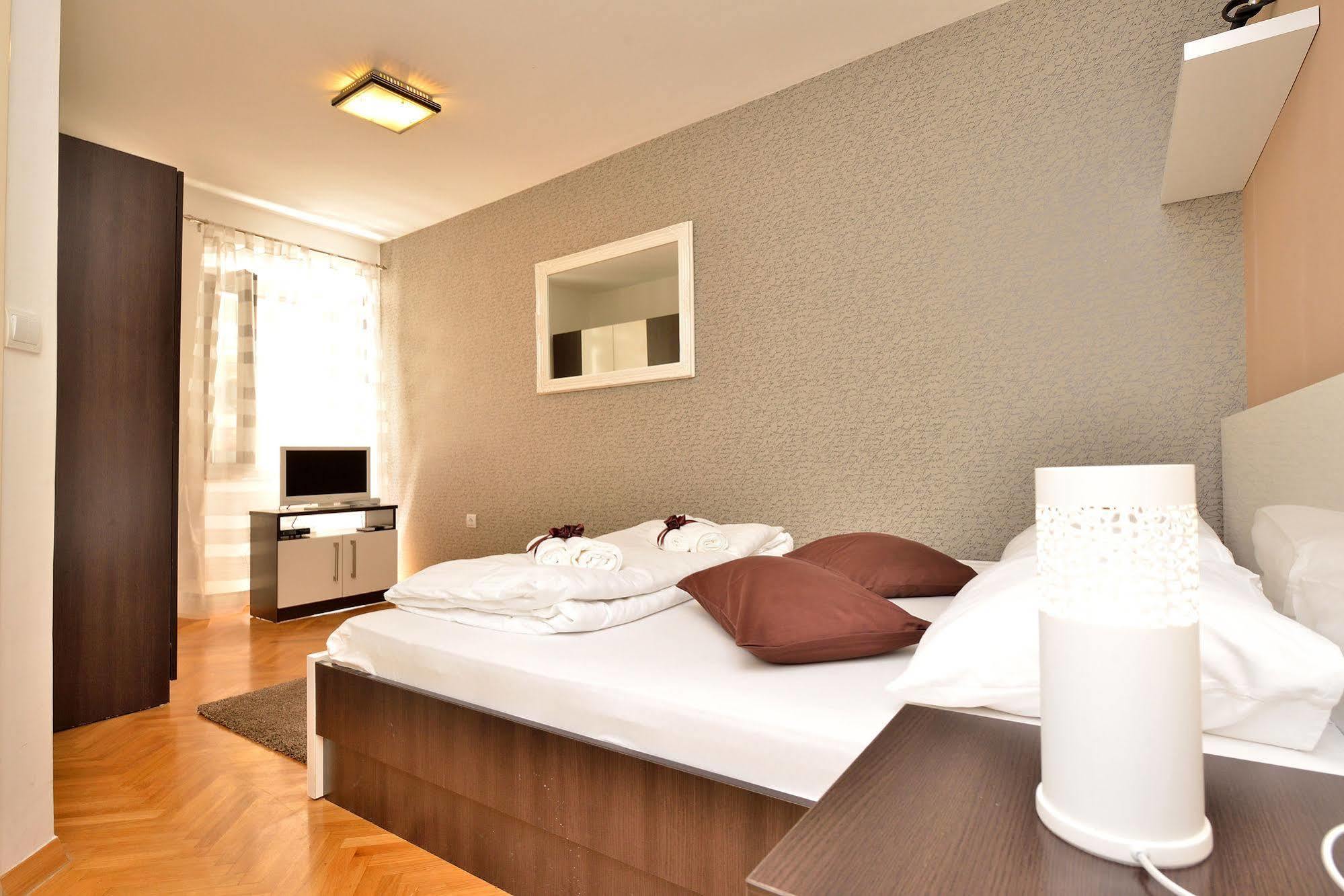 זאדאר Apartments Donat מראה חיצוני תמונה