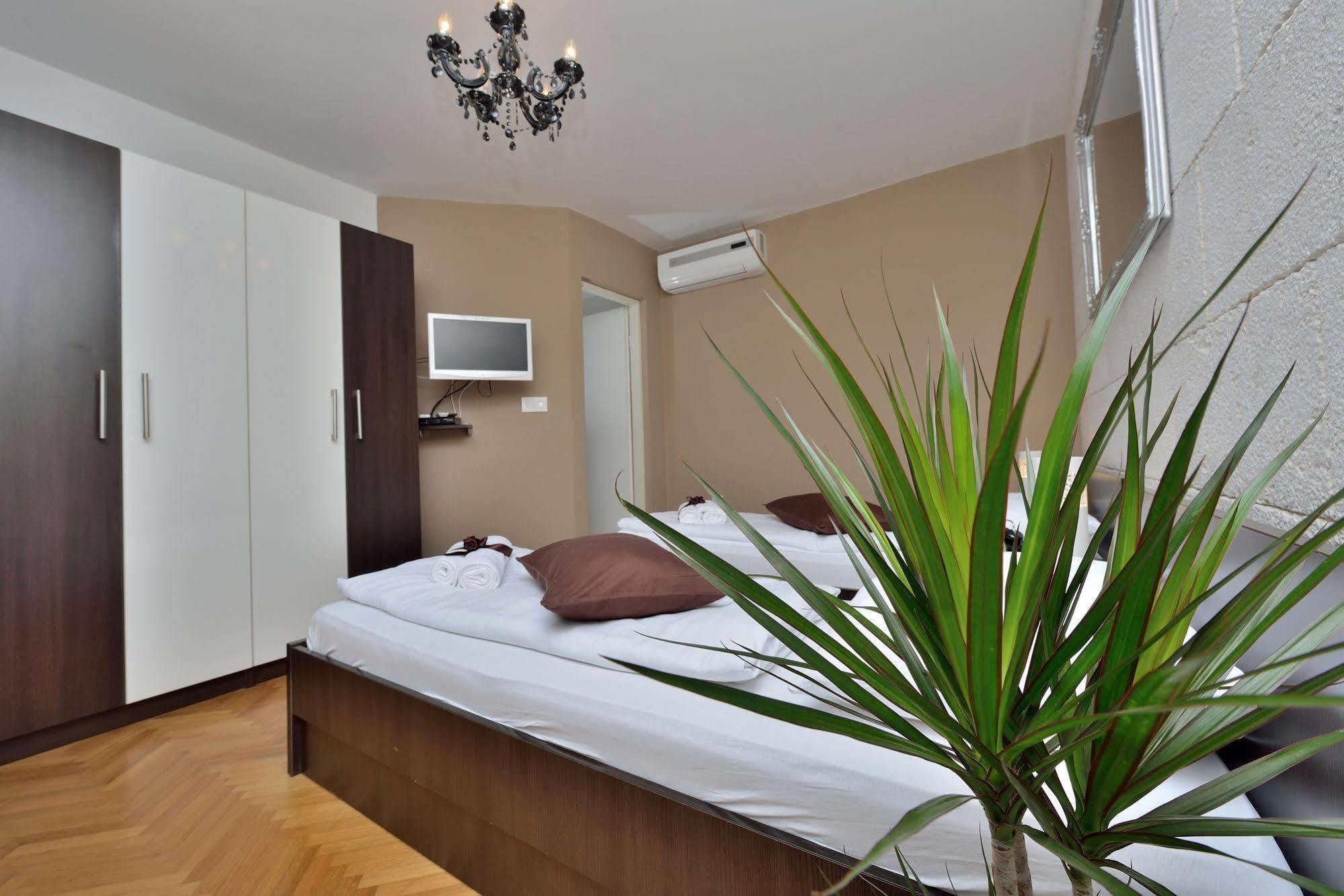זאדאר Apartments Donat מראה חיצוני תמונה