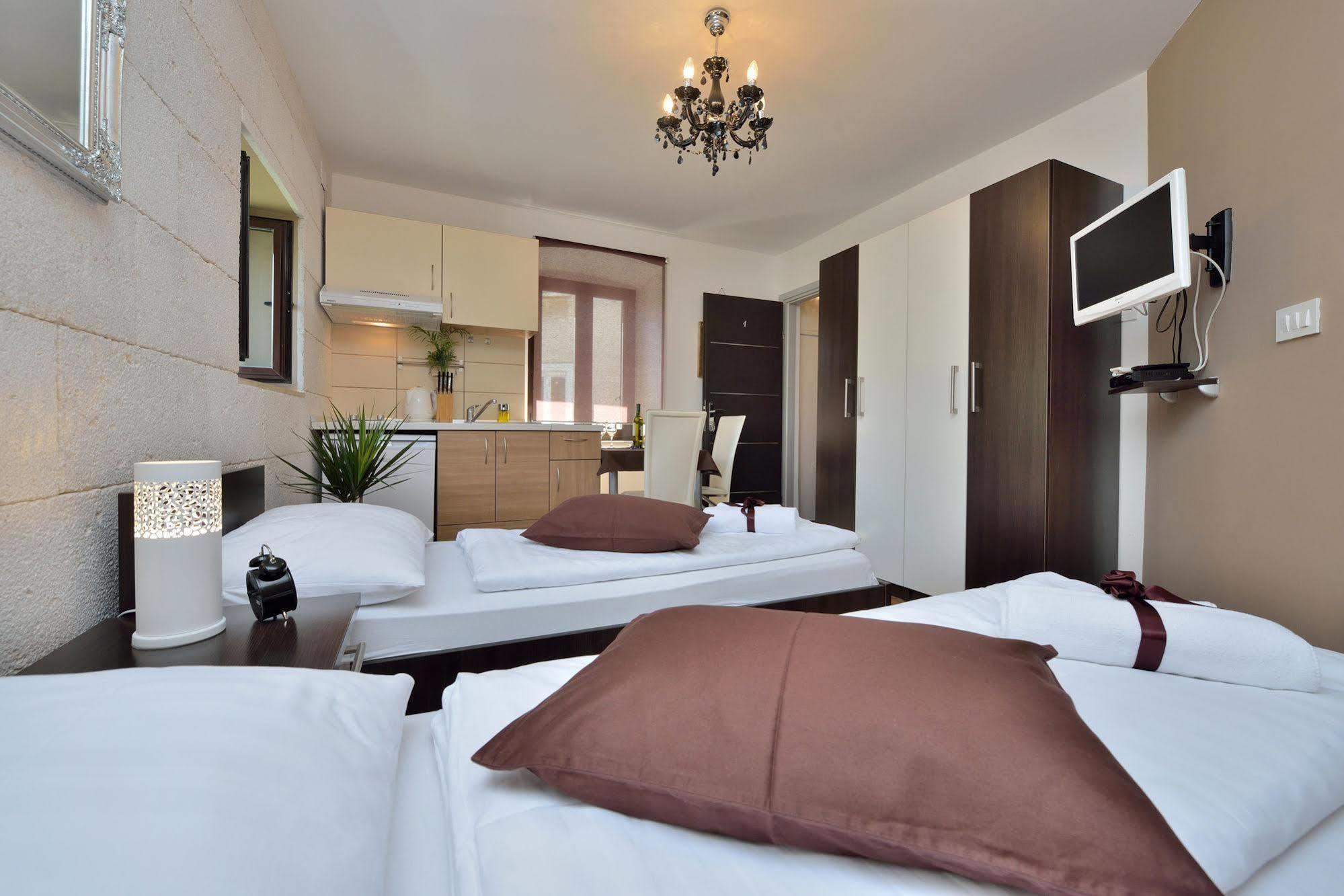 זאדאר Apartments Donat מראה חיצוני תמונה