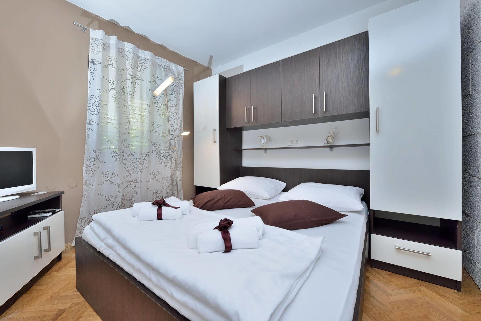 זאדאר Apartments Donat מראה חיצוני תמונה