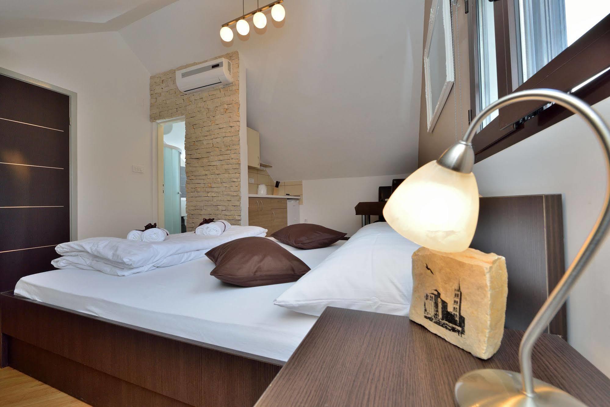 זאדאר Apartments Donat מראה חיצוני תמונה