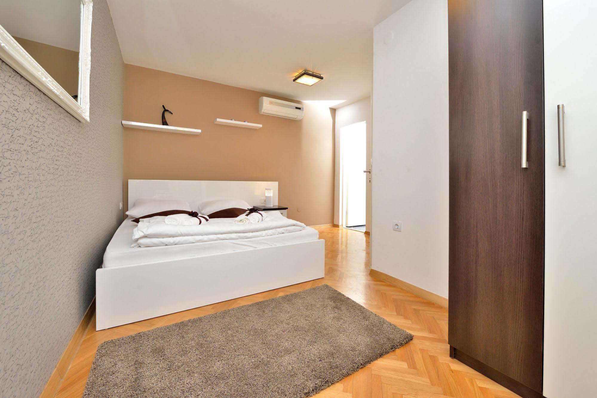 זאדאר Apartments Donat מראה חיצוני תמונה