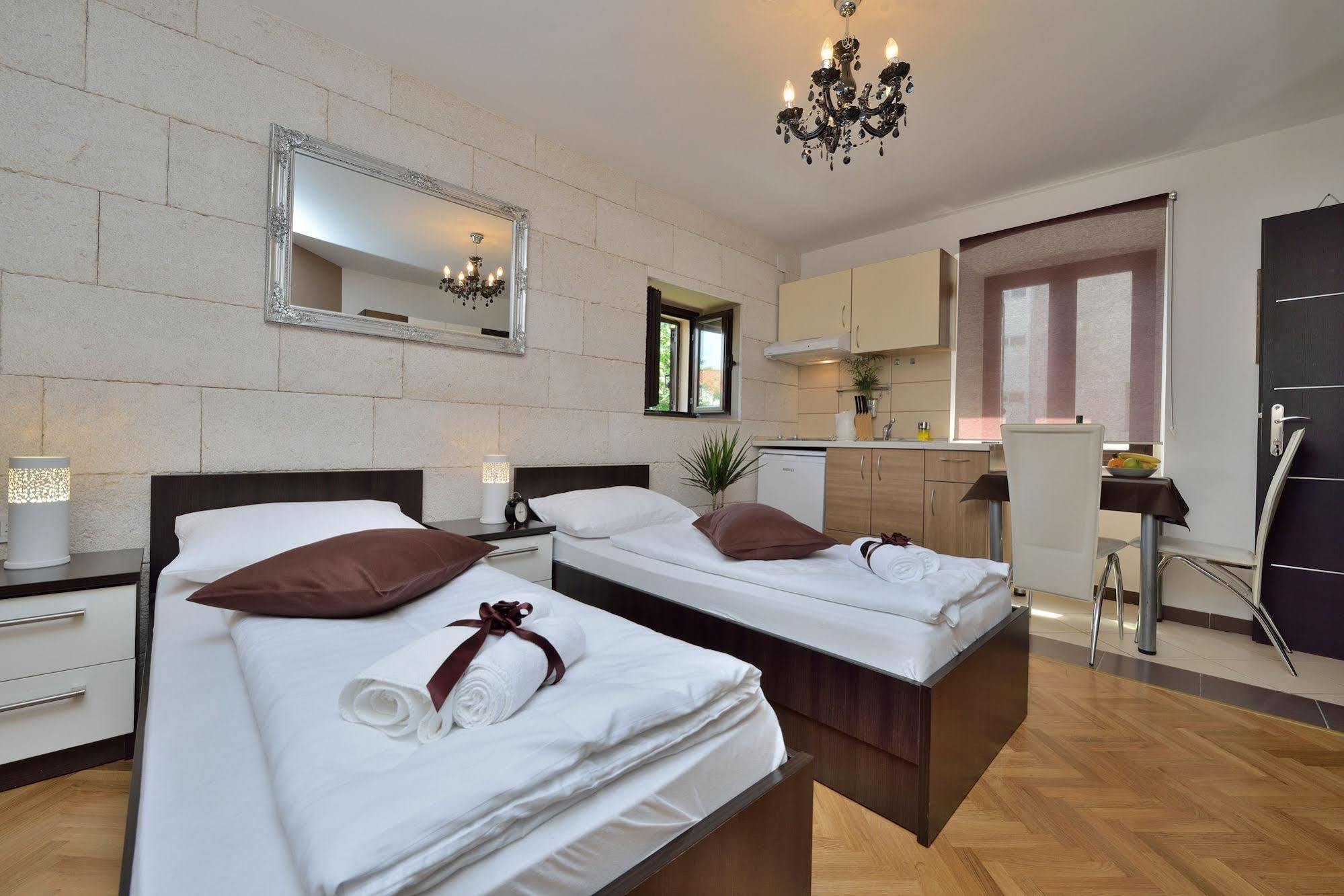 זאדאר Apartments Donat מראה חיצוני תמונה