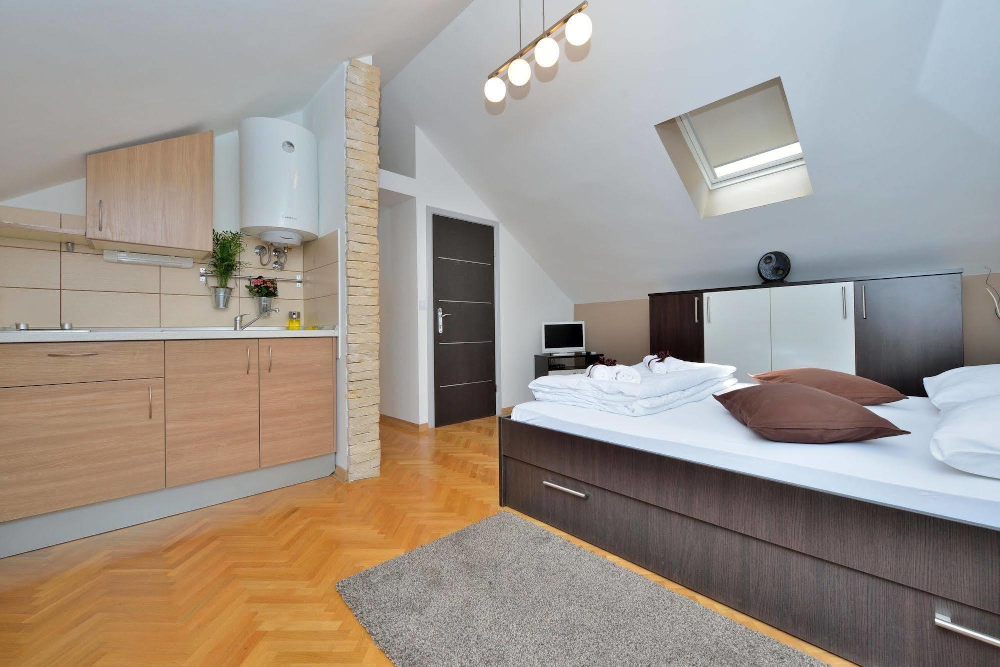 זאדאר Apartments Donat מראה חיצוני תמונה